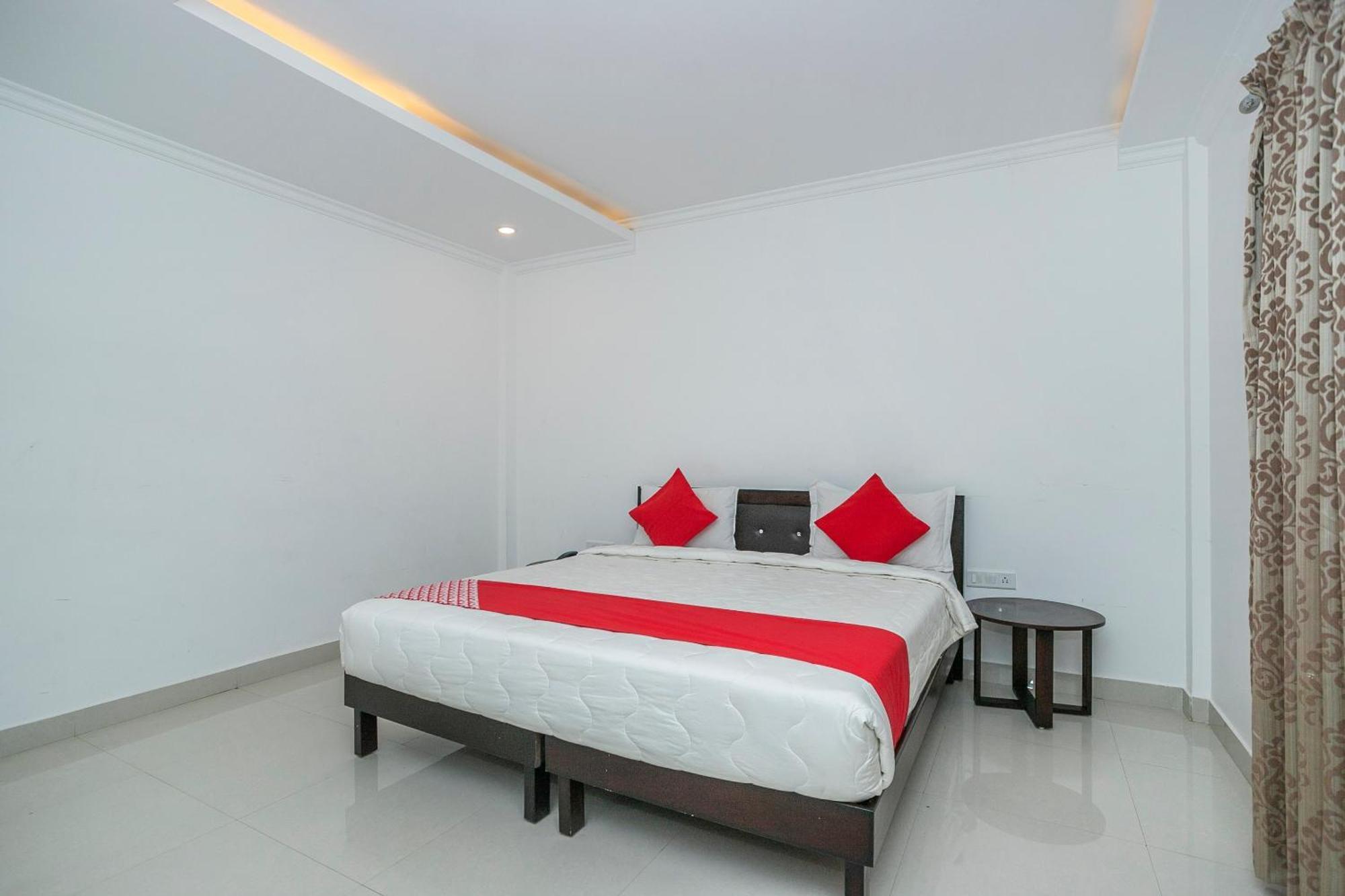 Collection O Cosmopolitan Hotel Devanahalli Kültér fotó