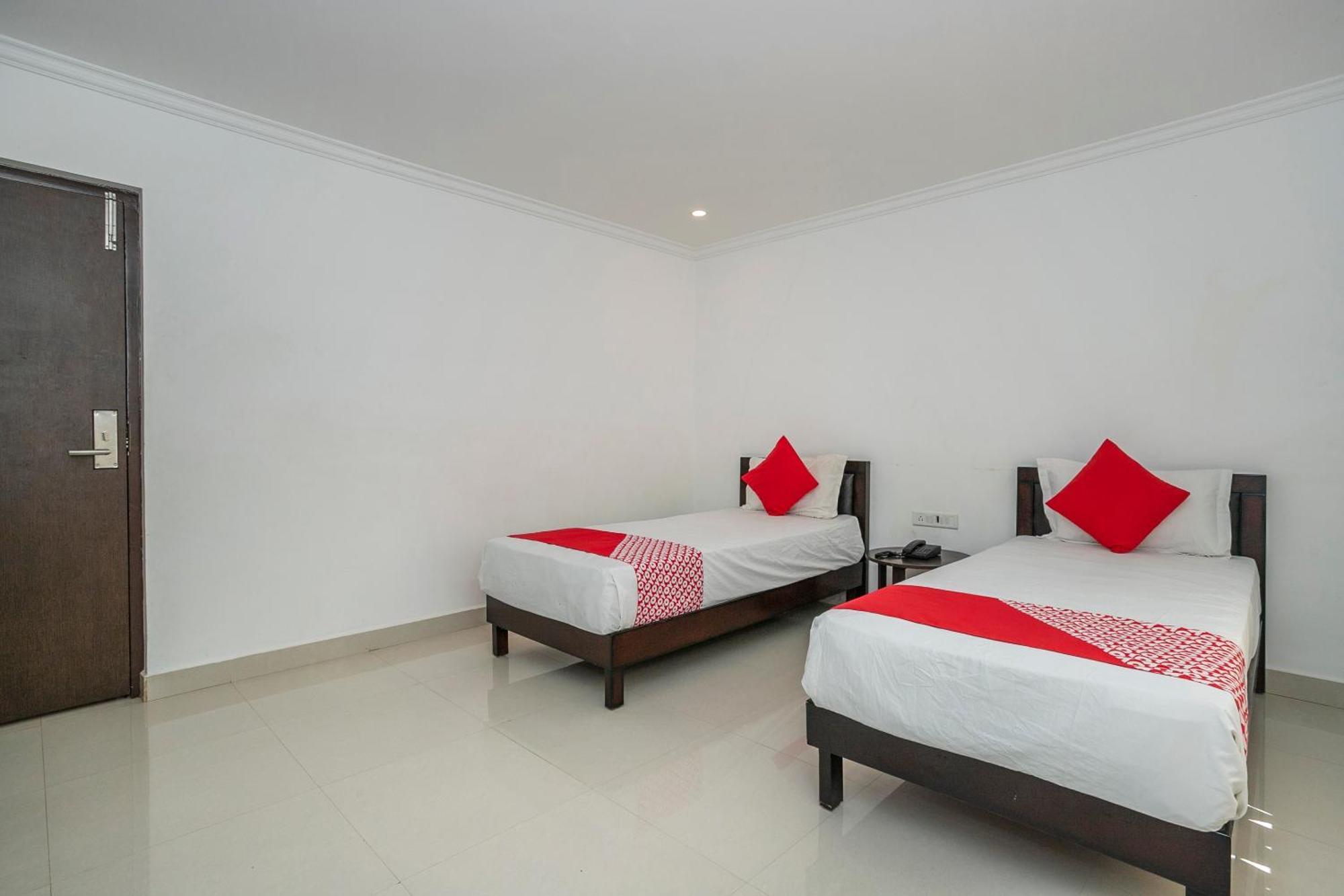 Collection O Cosmopolitan Hotel Devanahalli Kültér fotó
